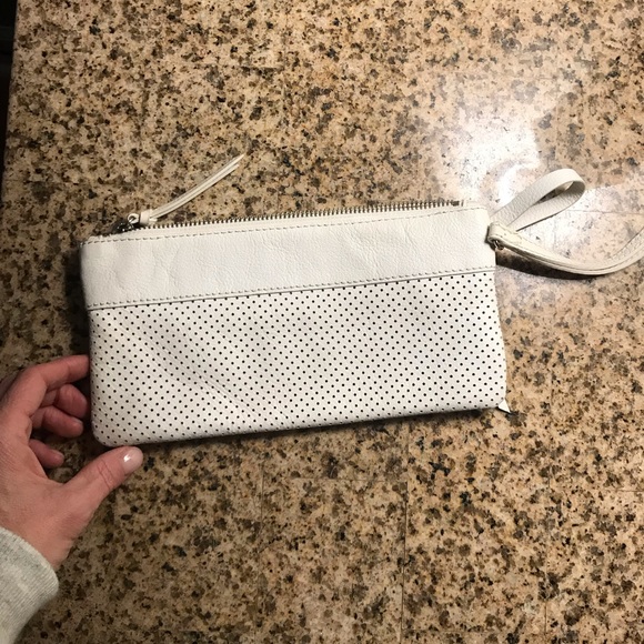 White Banana Republic Wristlet - Picture 4 of 4